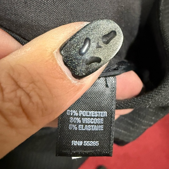 Express Editor Black Pinstripe Dress Pants 10 - Picture 3 of 4